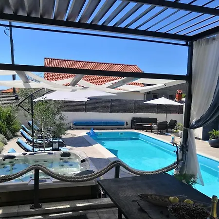 Deluxe Porto * Trogir