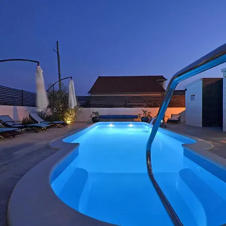 Deluxe Porto Apartman Trogir