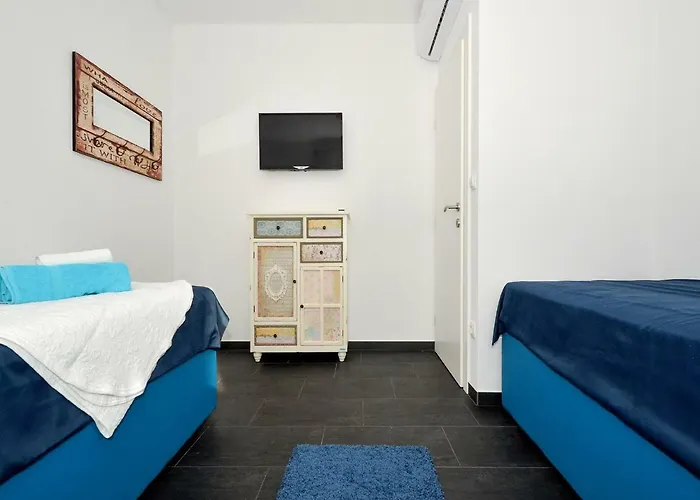 Deluxe Porto Διαμέρισμα Τρογκίρ