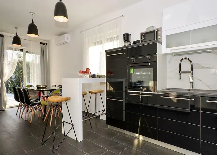 Διαμέρισμα Deluxe Porto Τρογκίρ